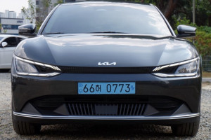 EV6 롱레인지 2WD 라이트 66허0773 아산사고대차